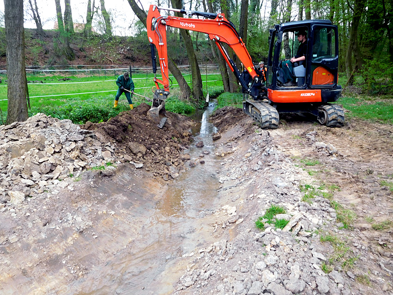 wulferdingser muehlenbach ot wulferdingsen zum jaegerplatz bachverlegung sohlgleite furt am quellbach 04