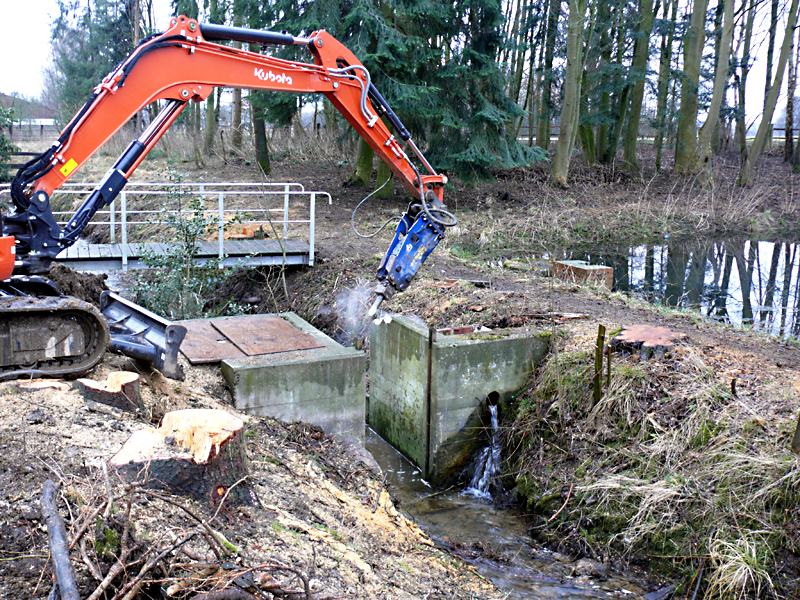 barringer bach entfernen von 2 stauanlagen 04