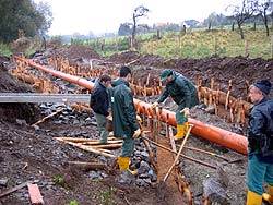 Während der Baumaßnahmen musste der Twiesbach durch ein Rohrsystem geleitet werden